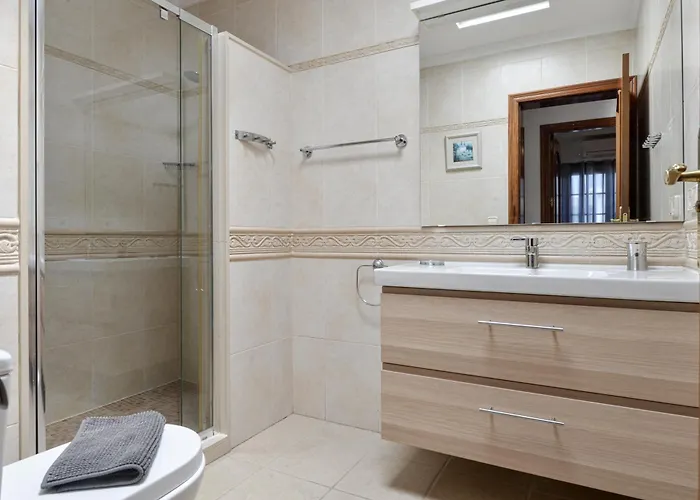 别墅 Utopia, 4 Bedrooms, Heated Pool & Complete Privacy *